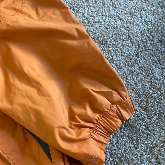 Men’s Columbia Rain Jacket - Picture 5 of 11